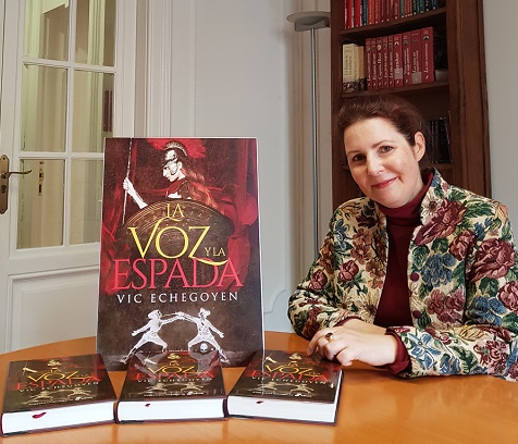 LA VOZ Y LA ESPADA de Vic Echegoyen. Finalista a la mejor novela histórica del 2020